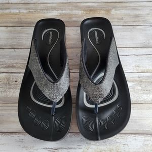 Womens Aerthotic Black/Gray Sandals Flip Flops Size 39
